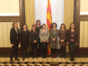 La Comisión de Mujeres Abogadas se entrevista con la presidenta del Parlament 