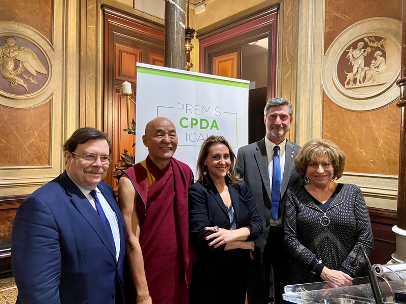 NOTA DE PREMSA: La Comissió de Protecció dels Drets dels Animals (CPDA) premia a Lama Thubten Wangchen i Jordi Martí per la seva tasca en favor dels animals   