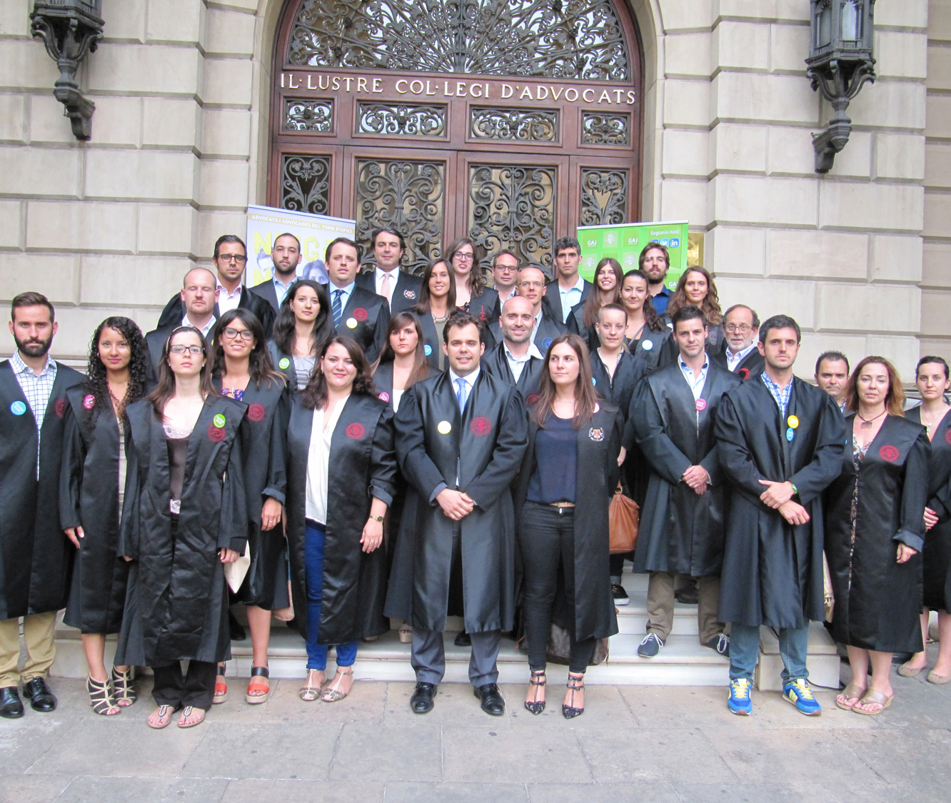 NOTA DE PREMSA: El Grup d’Advocats Joves de l’ICAB es concentra contra la reforma de la justícia gratuïta